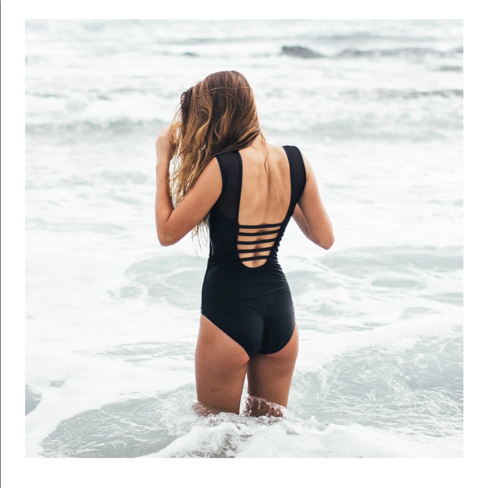NWOT Albion swimsuit